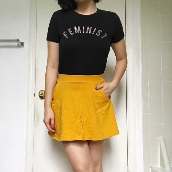 Mustard skater skirt - Picture 2 of 3